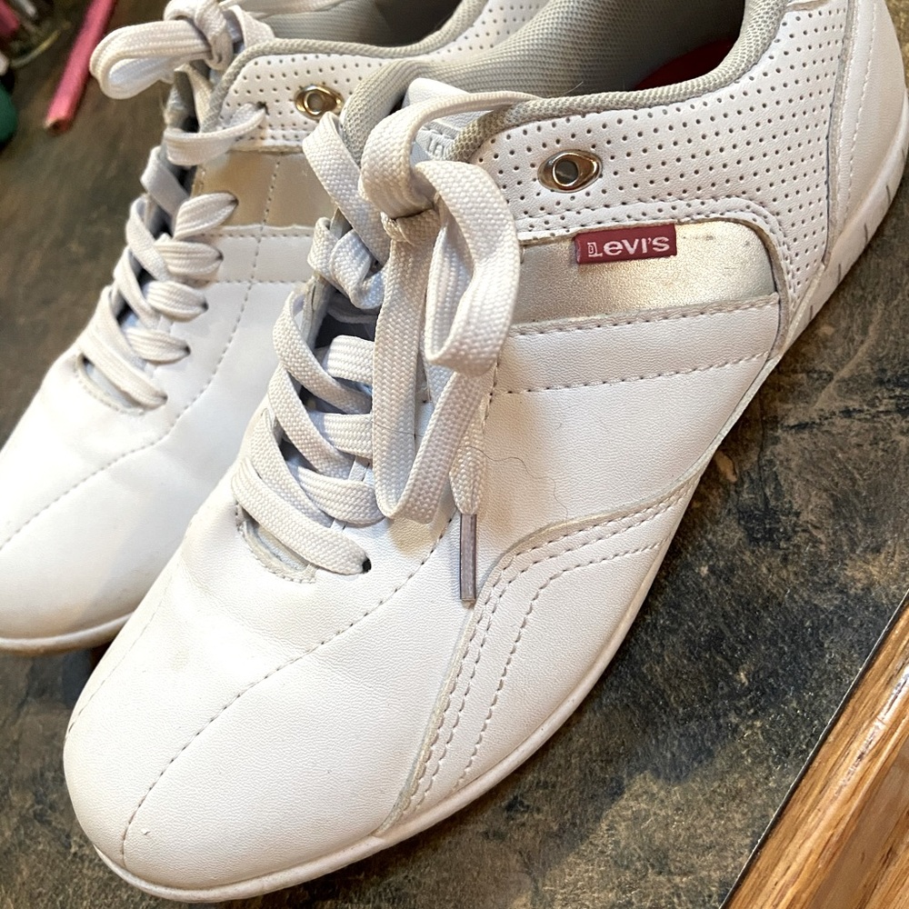 Levi’s sneakers